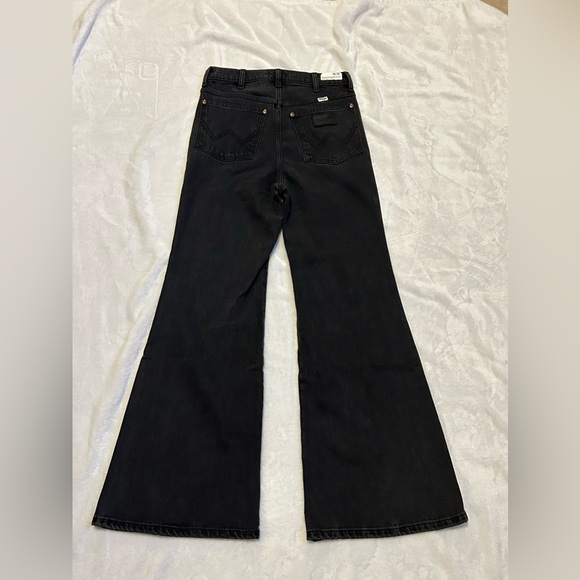 NWT Wrangler Wanderer High Rise Flare Sz 26 - Picture 2 of 15
